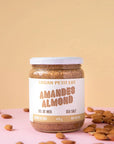 Un pot de beurre d'amandes et sel de mer de l'entreprise Logan petit lot.