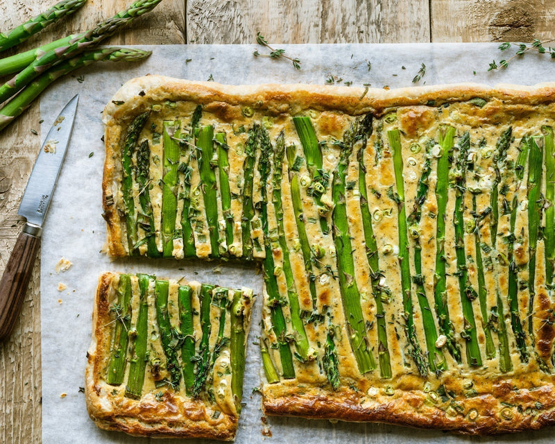 Tarte feuilletée aux asperges et au fromage bleu