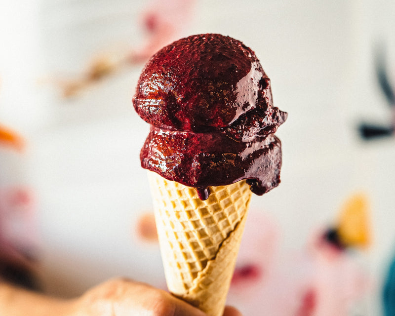 Yogourt glacé camerise, menthe et mélilot