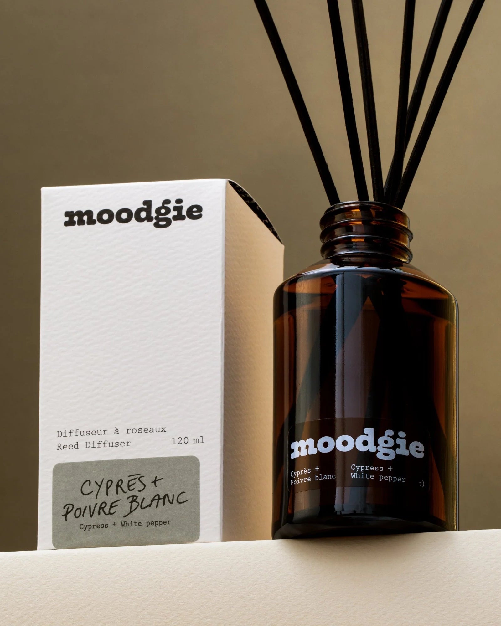 Diffuseur à roseaux Cyprès + Poivre blanc de Moodgie