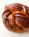 Babka Chocolat + Noisettes