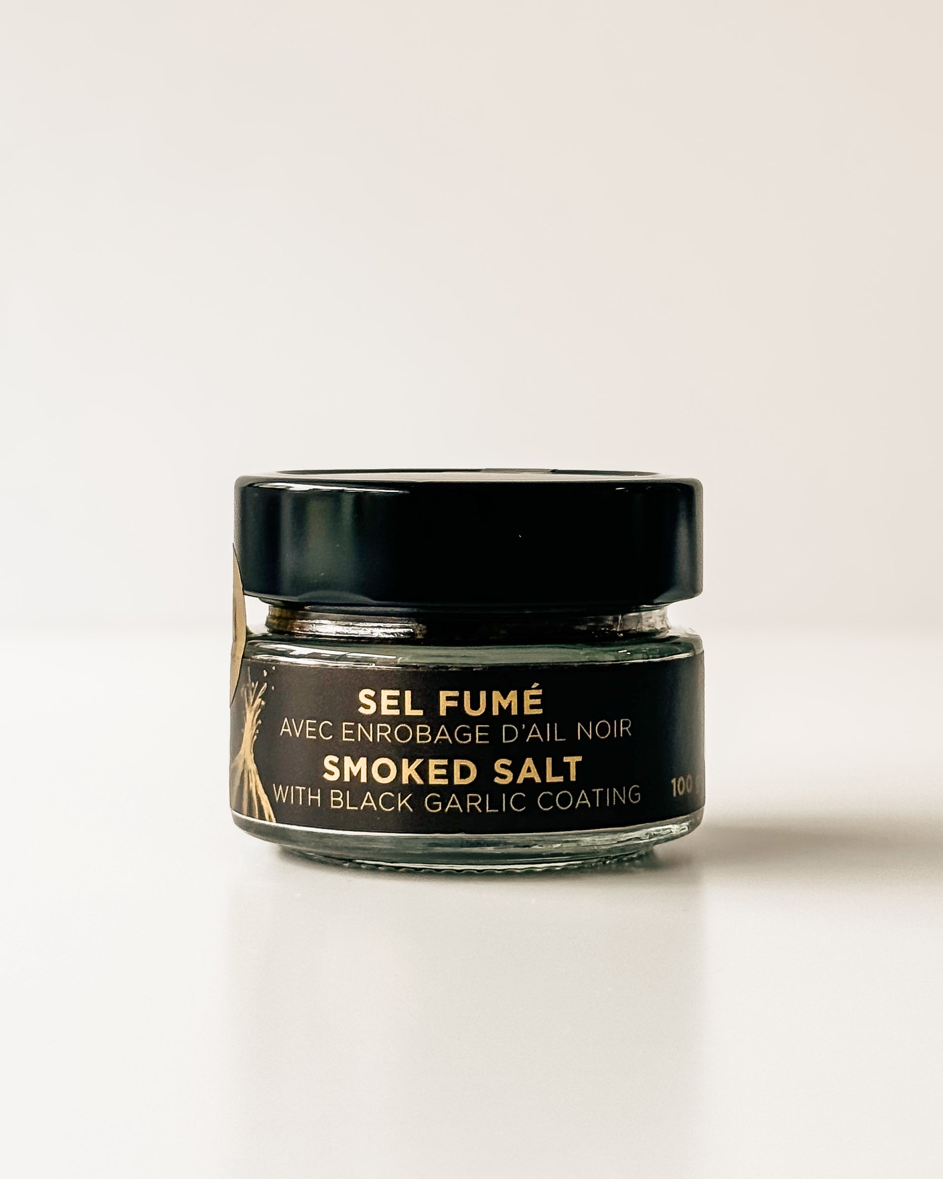 Sel fumé avec enrobage d'ail noir