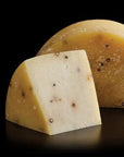 Tomme au poivre