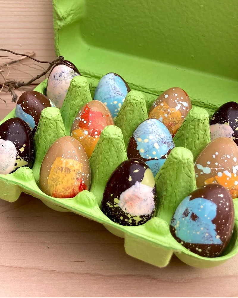 Boîte de 12 oeufs petits oeufs en chocolat par la Cabane sur le roc.