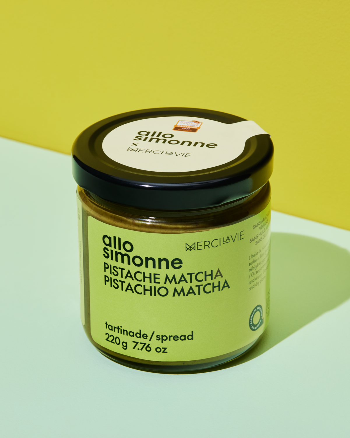 Un pot de tartinade pistache et matcha d'Allo Simonne.
