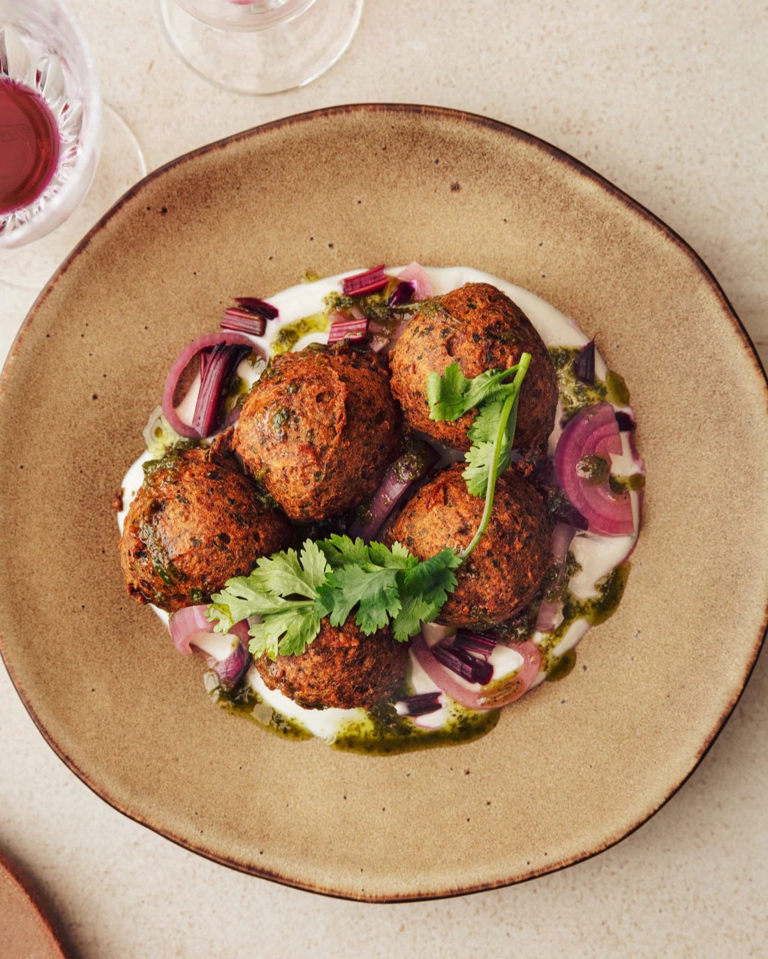 Falafel et sauce tahini, Livre Racines