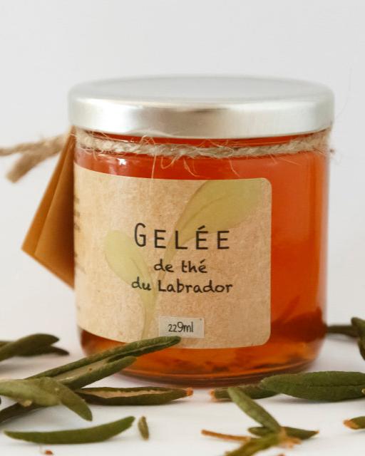 Gelée de thé du Labrador par De baies et de sève